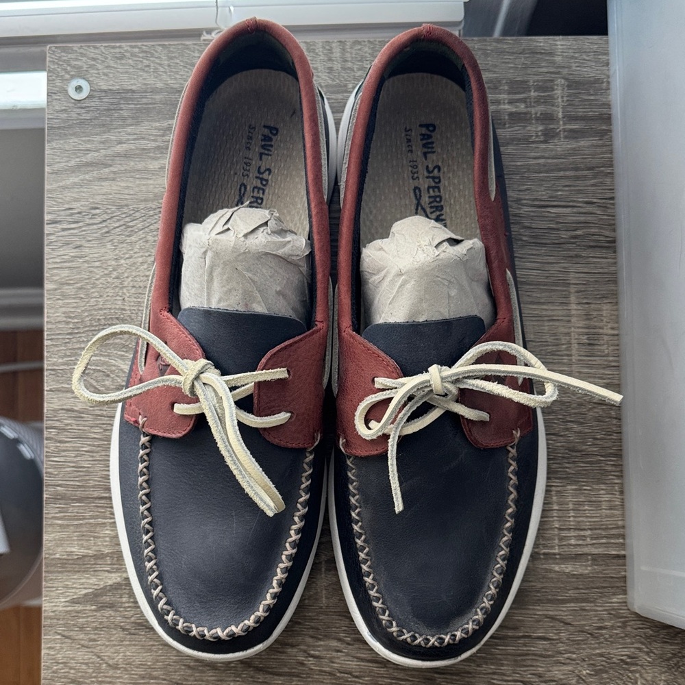 Sperry Men's Red and Navy Boat Shoes